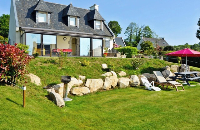 Homerez - Casa encantadora en Plomelin con jardín
