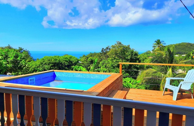 Homerez - Charming House in Deshaies, Private Pool