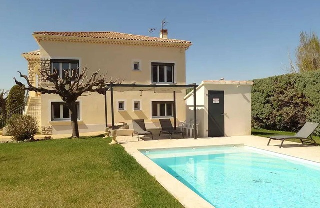 Homerez - Villa encantadora en Taillades - Piscina privada