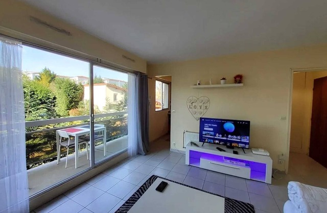 Homerez - Apto. Pavillons-sous-Bois