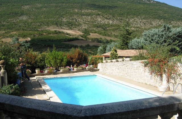 Homerez - Holiday House La Roche-sur-le-Buis