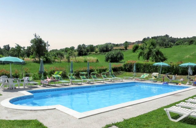 Homerez - Casa con Piscina en Caprese Michelangelo + 40m²