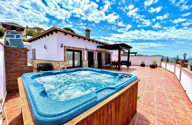 Homerez - Casa en Canillas de Albaida