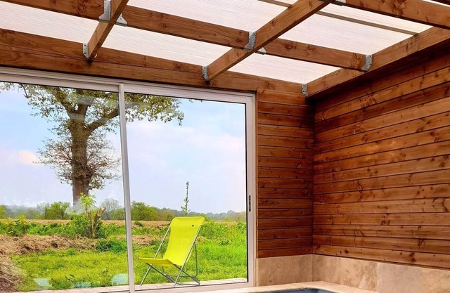 Homerez - Casa a 15 km de la playa para 2 pers. con piscina compartida y jardín