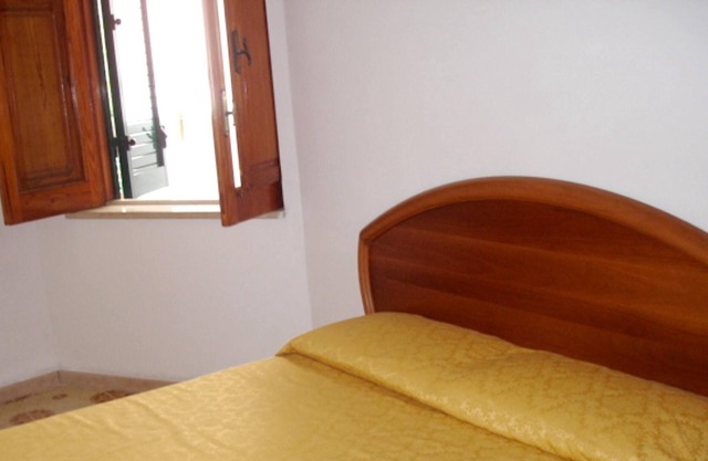 Homerez - Bonita casa a 500 m de la playa para 5 pers. con jacuzzi en Zappardino
