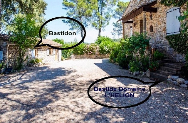 Homerez - Grande casa para 10 pers. con piscina, jardín y terraza en Taradeau
