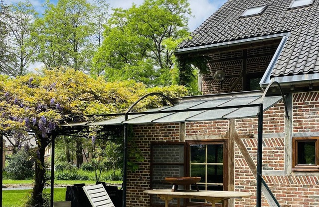 Homerez - House for 8 ppl. with garden, terrace and balcony at Rochefort