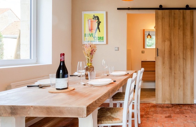Homerez - House for 4 ppl. with jacuzzi, spa and garden at Biéville-Beuville