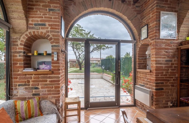 Homerez - Casa para 4 pers. con piscina compartida y jardín en Villemur-sur-Tarn