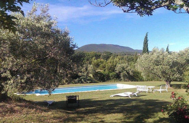 Homerez - Casa con piscina en Cucuron