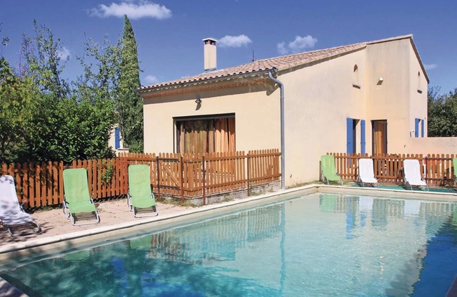 Homerez - Villa de Lujo en Grillon con Piscina Privada