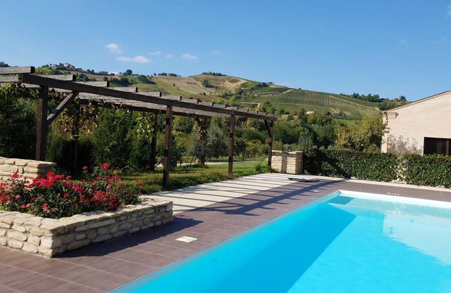 Homerez - Bonito apartamento para 3 pers. con piscina compartida