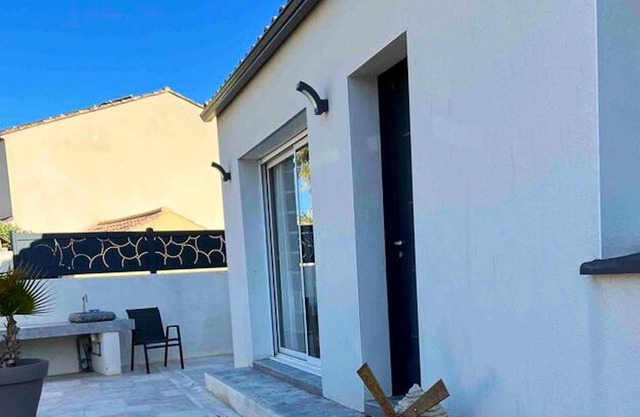 Homerez - Bonita casa para 8 pers. con jardín y terraza en Nissan-lez-Enserune