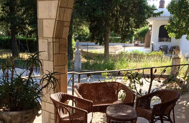 Homerez - Apartamento para 4 pers. con jardín y terraza en Gioia del Colle