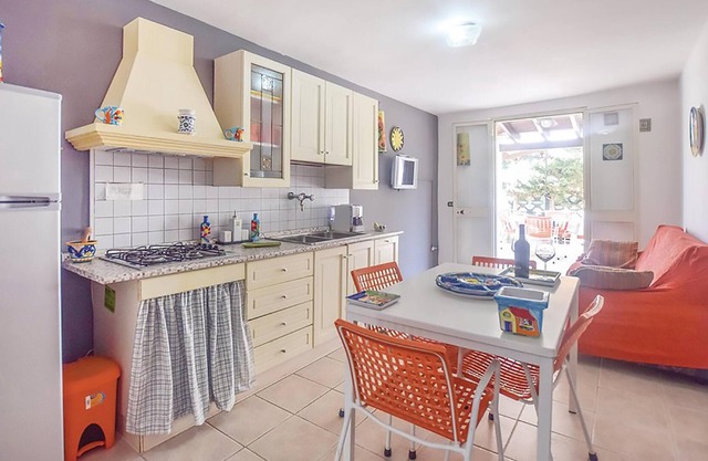Homerez - Apartamento a 400 m de la playa para 5 pers. con jardín en San Giorgio