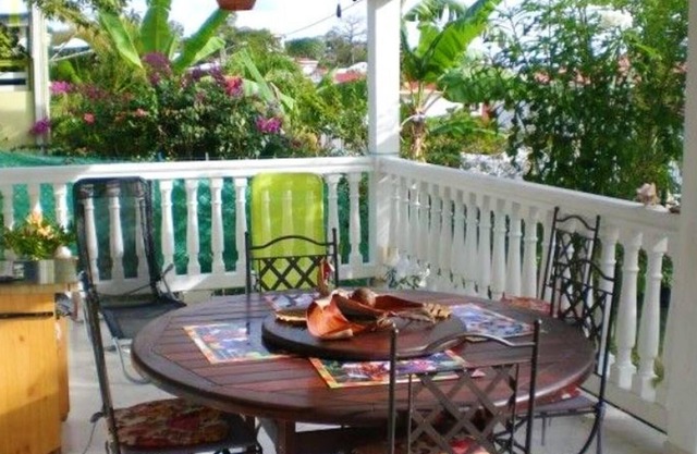 Homerez - Apartamento a 900 m de la playa para 5 pers. con jacuzzi y jardín