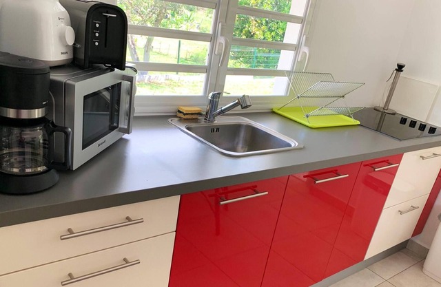 Homerez - Apartamento a 2 km de la playa para 4 pers. con piscina compartida