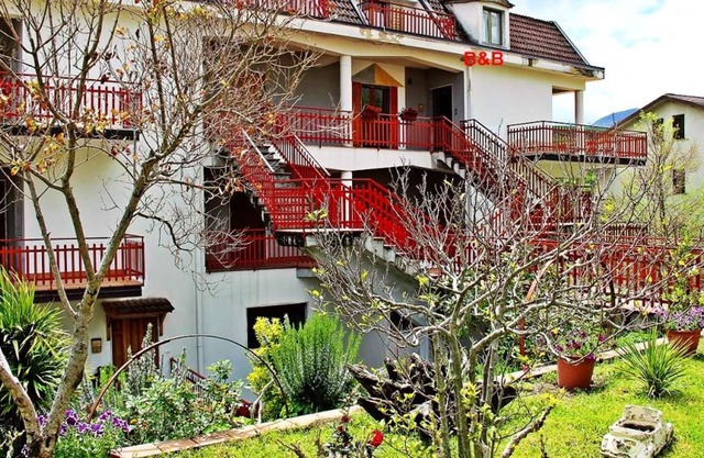 Homerez - Bonito apartamento para 3 pers. en Calvello