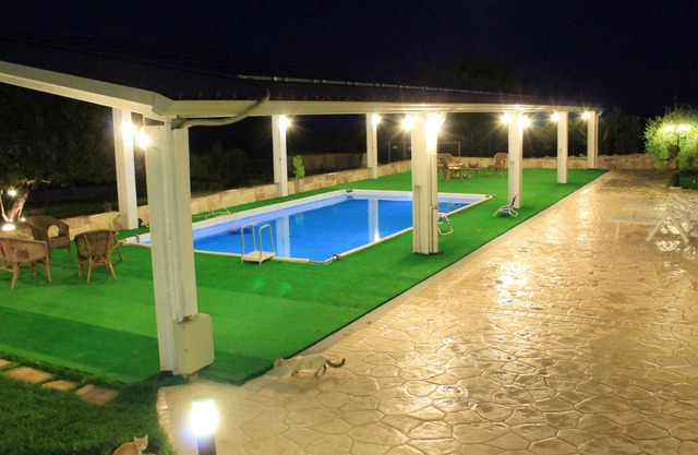 Homerez - Apartamento para 4 pers. con piscina compartida y terraza en Modica