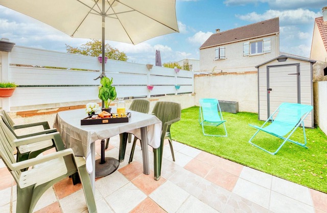 Homerez - Apartamento para 4 pers. con jardín y terraza en Brétigny-sur-Orge