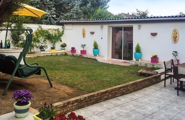 Homerez - Bonito estudio para 3 pers. con jacuzzi y jardín en Tremblay-en-France