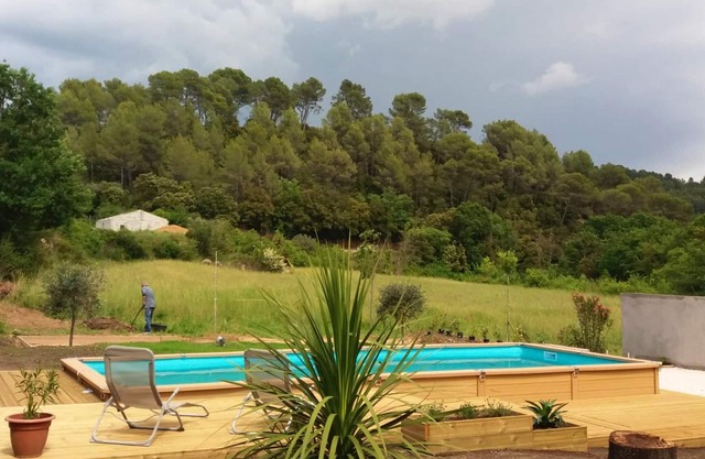 Homerez - Bonita casa para 6 pers. con piscina y terraza en Barjols