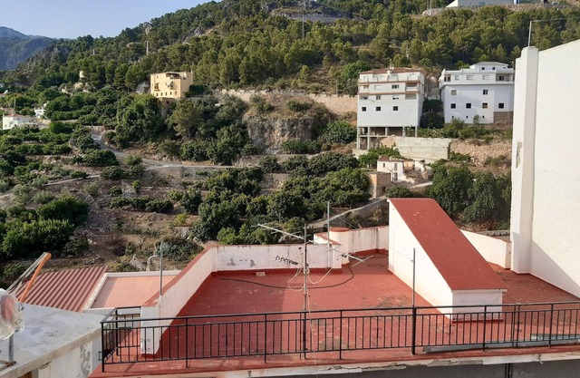 Homerez - Bonita casa a 14 km de la playa para 4 pers. con terraza en Otívar