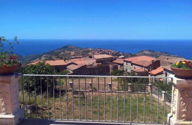 Homerez - Apartamento Vista al Mar, San Mauro Cilento
