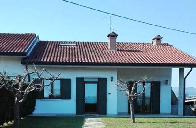 Homerez - Espacioso apartamento para 4 pers. en Mirandola Bassa