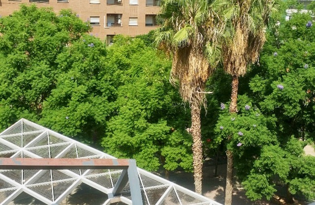 Homerez - Apartamento espacioso con jardín en Valencia