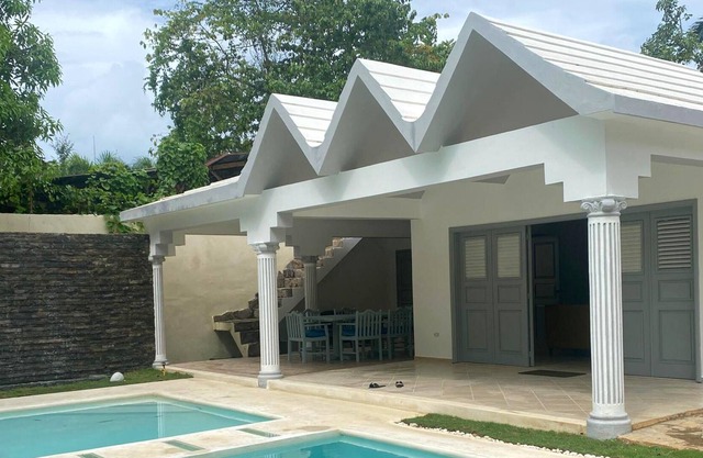 Homerez - Casa a 2 km de la playa para 6 pers. con piscina en Las Terrenas