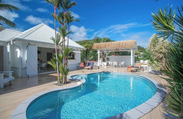 Homerez - Espaciosa Villa en Hyacinthe