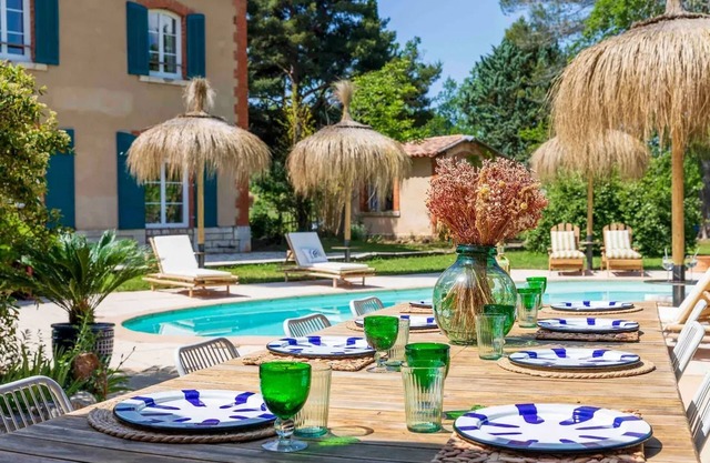 Homerez - Amplia Villa en Pontevès con Piscina Privada.