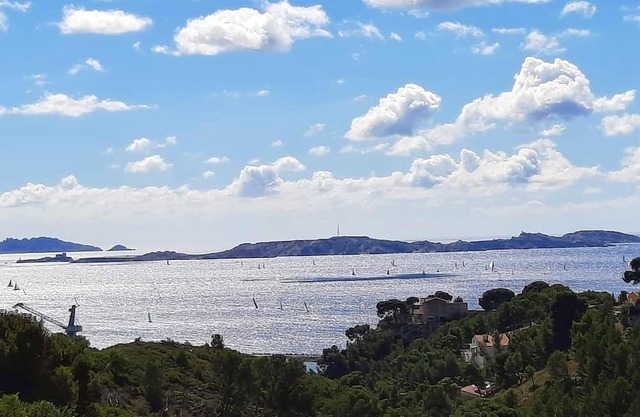 Homerez - Studio 5 km away from the beach for 2 ppl. with sea view at Marseille