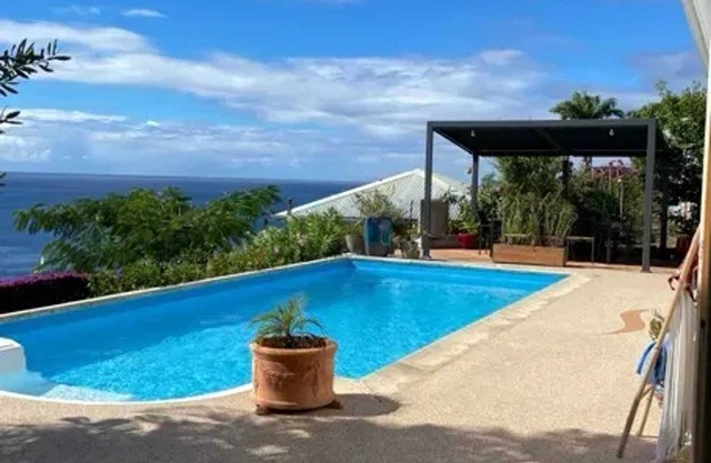 Homerez - Estudio Case-Pilote, vista mar