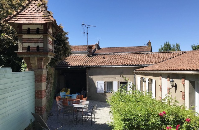 Homerez - Estudio para 2 pers. con piscina compartida, jacuzzi, spa y jardín