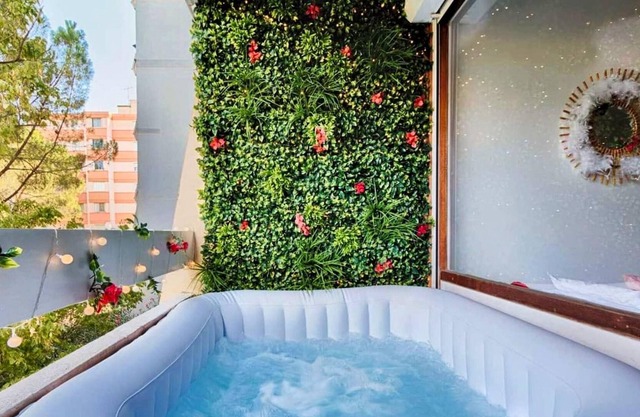 Homerez - Estudio para 2 pers. con piscina compartida y jacuzzi en Montpellier