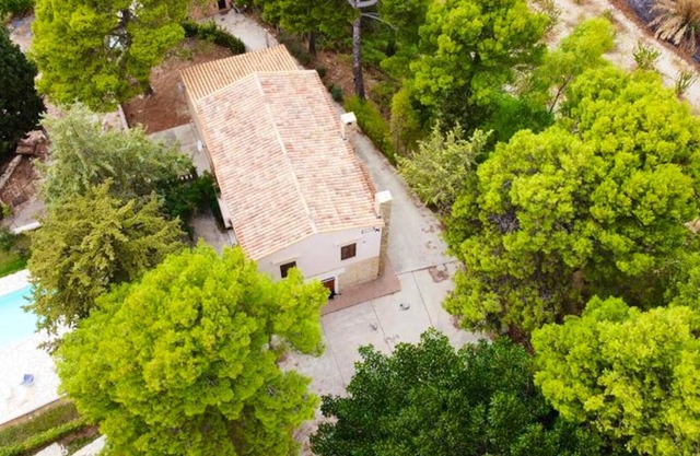 Homerez - Villa a 15 km de la playa para 8 pers. con piscina y jardín en Trapani
