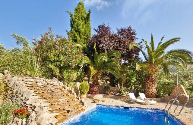 Homerez - Grande villa para 10 pers. con piscina y terraza en Priego de Córdoba