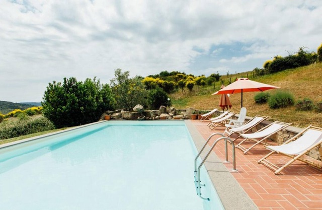 Homerez - Espectacular villa para 14 pers. con piscina y terraza en Santa Fiora