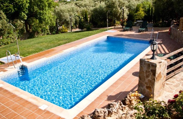 Homerez - Villa para 6 pers. con piscina, jacuzzi y jardín en Pozo Alcón