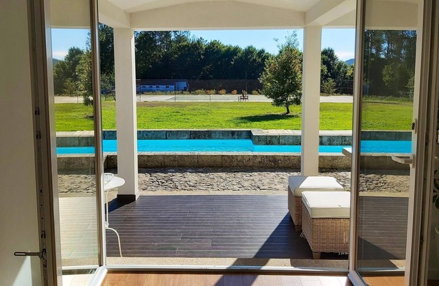 Homerez - Villa para 16 pers. con piscina, terraza y balcón en São Pedro do Sul
