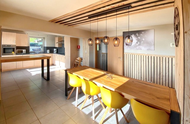 Homerez - Acogedora casa en Stavelot con sauna y jardín