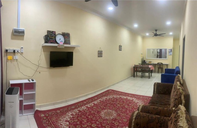 Homestay Cikgu Mokhsin (Muslim)