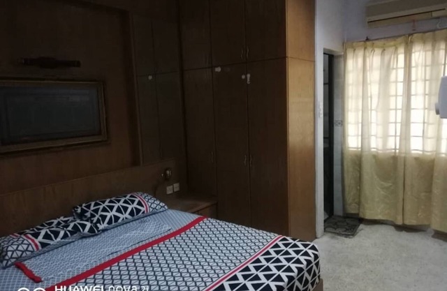 casa de familia ibunda tersayang