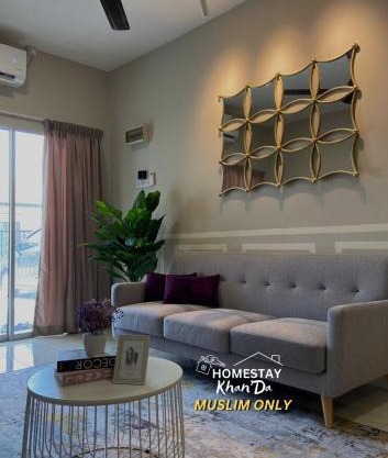 Homestay Khan'Da Teluk Intan