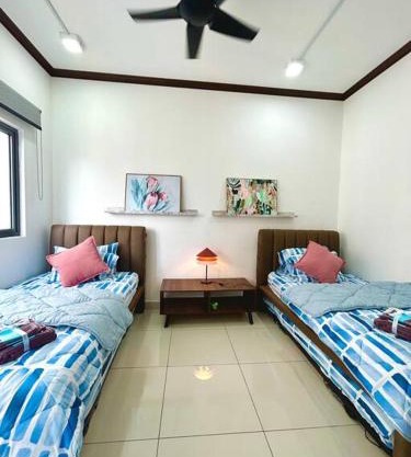 Homestay Rumah Kita Edusentral Setia Alam