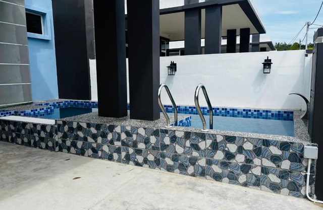 Homestay Sejahtera Pool Pokok Sena