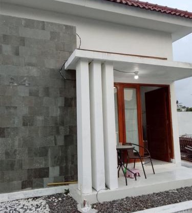 Homestay Tata