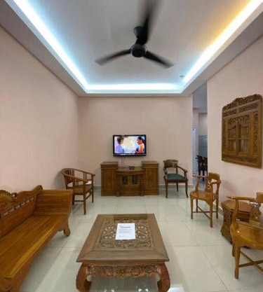 Homestay73 - Parit Raja
